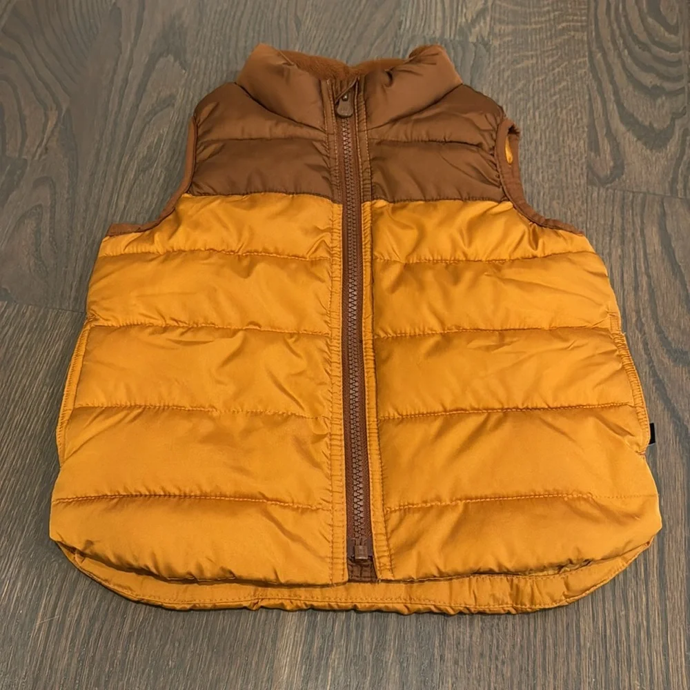 babyGAP ColdControl Colorblock Puffer Vest 2T Water Resistant Recycled Fill